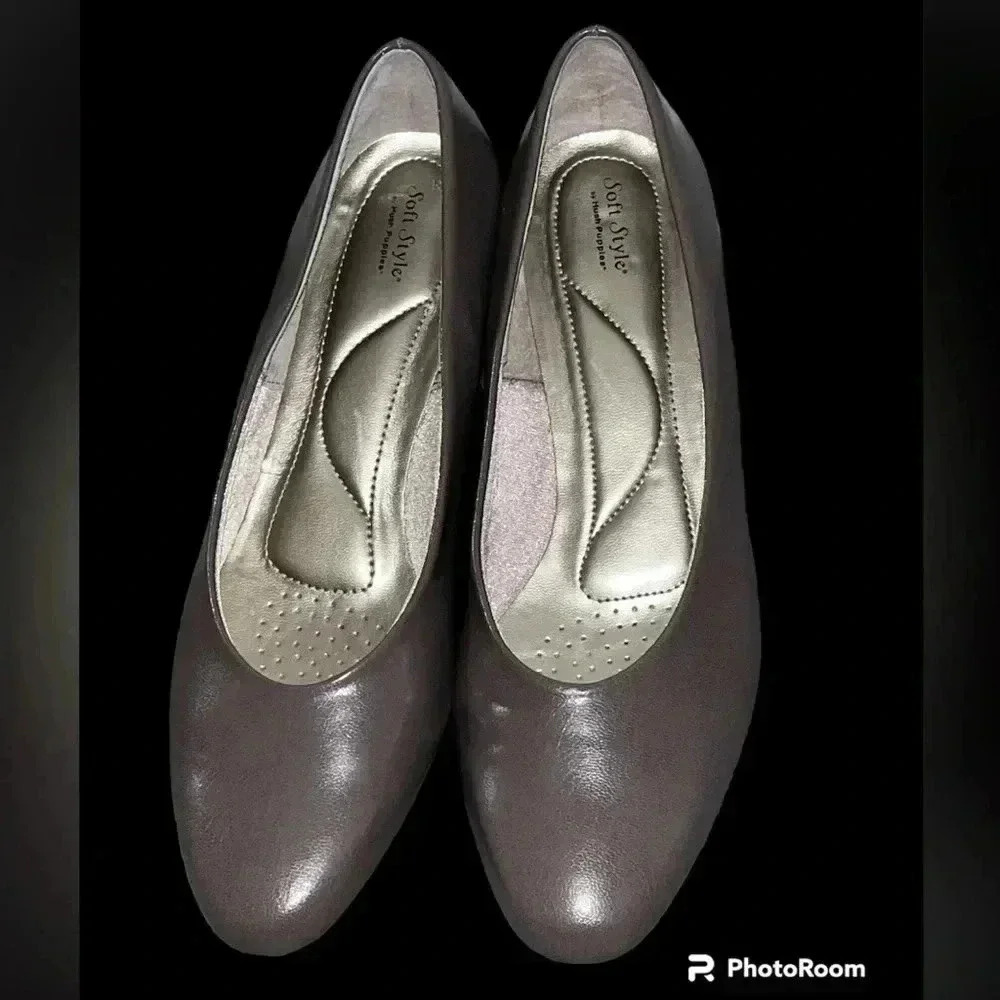 Woman’s shoes - flats - Picture 2 of 5
